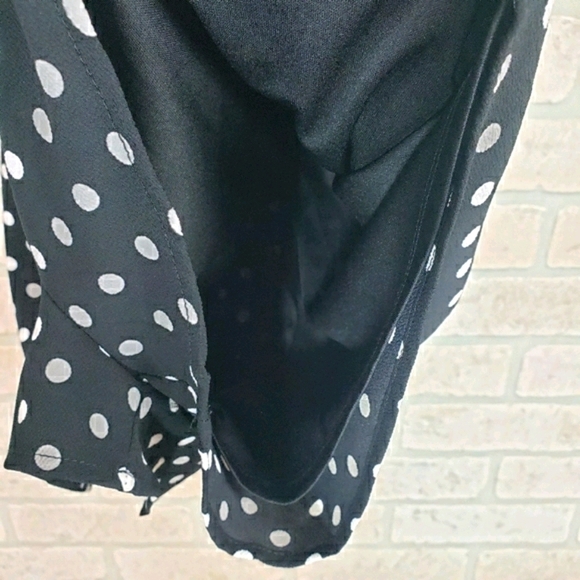 FOREVER 21 Polka Dot Short Sleeve Romper Size M - Picture 7 of 9